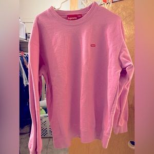 Mens large or Womens xl genuine SUPREME SWEATSHIRT NWOT